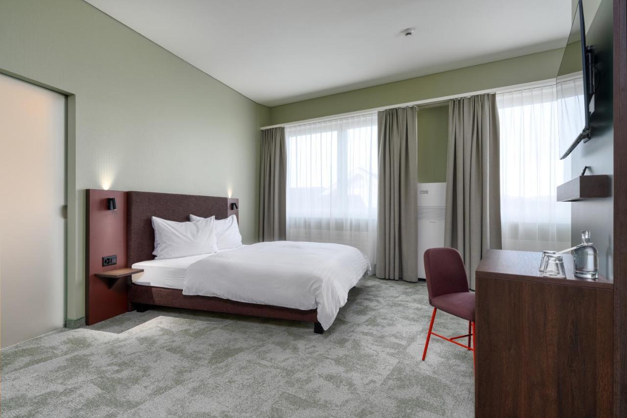 B-Smart Hotel Schoenenwerd Aarau Exteriör bild