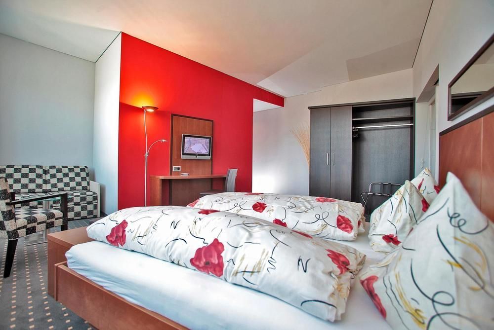 B-Smart Hotel Schoenenwerd Aarau Exteriör bild